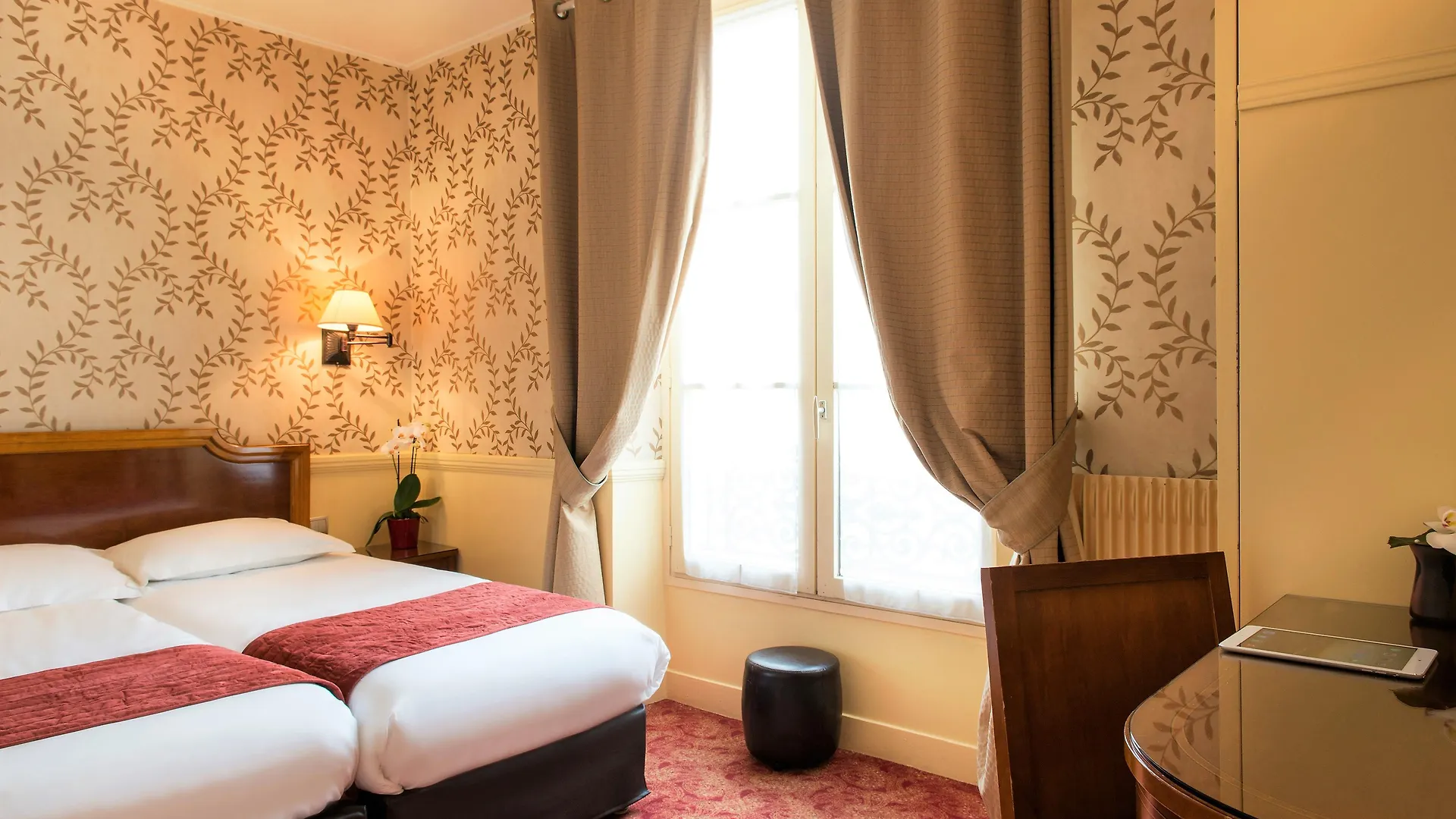 Hotel Du Theatre By Patrick Hayat Paris